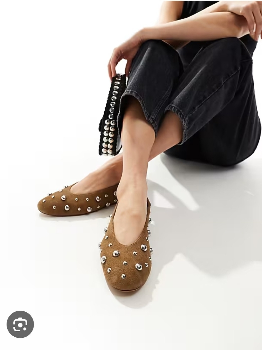 Naturalizer 27 Edit CarlaStudded Suede Flats in Brown with Silver Accents Sz 6.5
